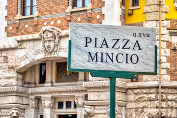 Fototapeta premium Piazza Mincio