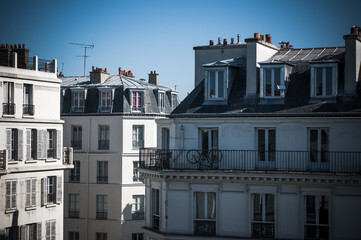 Fototapeta na wymiar Parisan Rooftops with Balconies