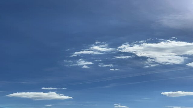 Himmel Wolken Zeitraffer Aufnahme Hochformat Social media Stories