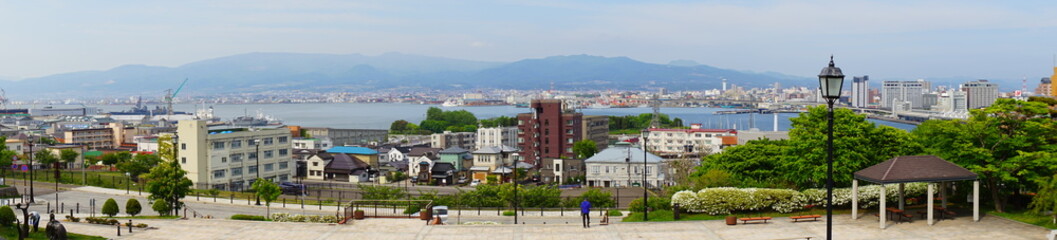 Fototapeta na wymiar View of Hakodate port and city from Motomachi Park in Hokkaido, japan - 日本 北海道 函館 元町公園