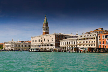 Obraz premium Venezia. Palazzo Ducale e Piazza San Marco vista dall'Isola di San Giorgio