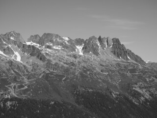 Fototapeta na wymiar aiguilles rouges, secteur chamonix mont-blanc, alpes