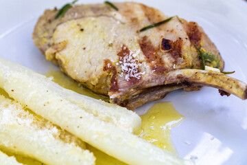 Iberico pork cotlet bbq with white asparagus
