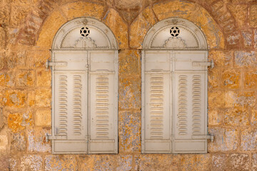 Israel, Jerusalem old narrow streets of Nahlaot historic neighborhood with many small synagogues.