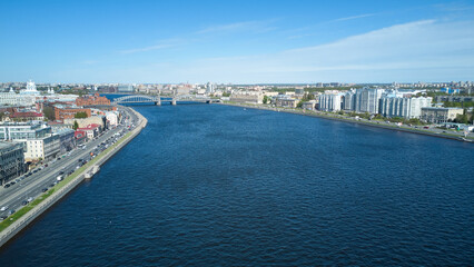 Fototapeta na wymiar Aerial photography of the river and bridges