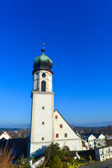 Fototapeta na wymiar Reformierte Kirche in Rheineck, Kanton St. Gallen in der Ostschweiz 