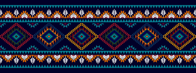 Ikat ethnisches nahtloses Musterdesign. Aztekischer Stoff Teppich Mandala Ornamente Textildekorationen Tapete. Stammes-Boho einheimischer ethnischer Truthahn traditioneller Stickerei-Vektorhintergrund