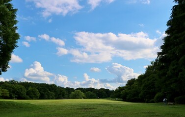 初夏　新緑　爽やかな風景　古河