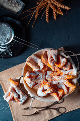 Raderkkuchen is a traditional Polish lard pastry.