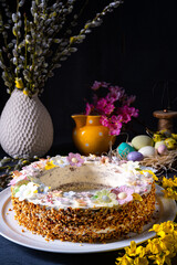 Perfect cake wreath for Easter table