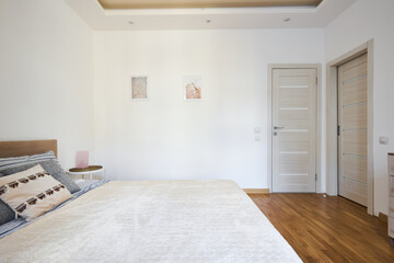 Fototapeta na wymiar Cozy room with decor for daily rent