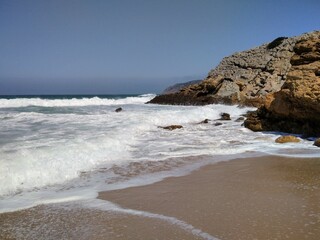 Fototapeta na wymiar Beautiful places of the Atlantic coast of Portugal.