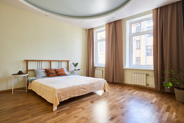 Cozy room with decor for daily rent