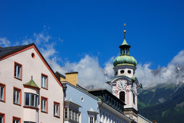 Fototapeta na wymiar Old town square in Innsbruck in Alps mountains, Tyrol, Austria