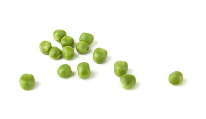 Green peas isolated