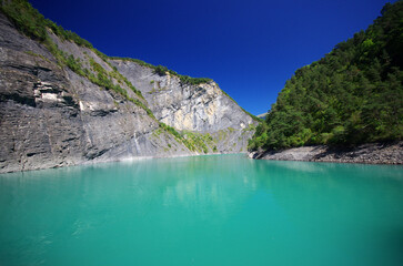 Lac de Monteynard-Avignonet en is&egrave;re - Alpes Fran&ccedil;aises