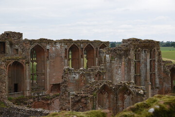 Fototapeta premium the interior of the remains of Kenilworth castle 