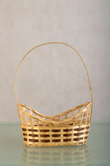 Fototapeta na wymiar wooden basket on the table