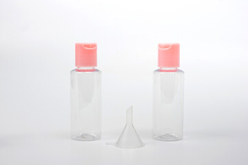 Travel set of plastic transparent containers for cosmetics.