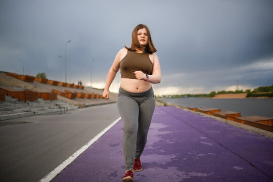 Chubby young preteen nude chan144 Chubby Teen」の写真素材 | 7,596件の無料イラスト画像 | Adobe Stock
