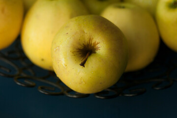 Yellow apples