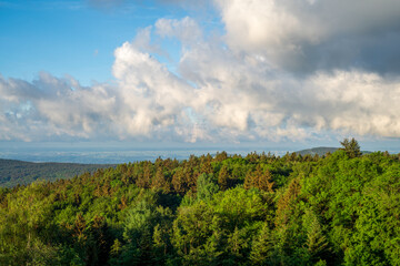 Fototapeta na wymiar clouds and blue sky in the Bavarian Forest with fascinating 