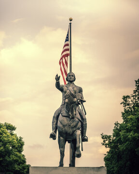 Statue of George Washington with flag in Arcadia Wisconsin