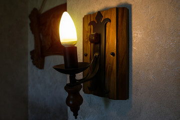 Included electric lamp, wall lamp, high wall lamp, soft light.