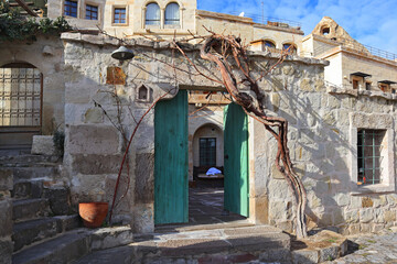 Fototapeta na wymiar Old houses and hotels in Goreme, Cappadocia, Turkey
