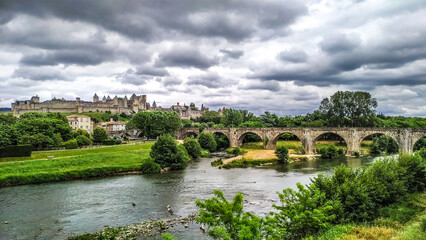 Fototapeta premium Frankreich Okzitanien altstadt Cité de Carcassonne brücke Aude Weltkulturerbe UNESCO Festung mittelalter Pont Vieux 