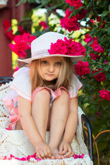 Fototapeta premium little girl in a hat