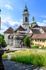 Fototapeta premium Solothurn, Baseltor, Stadttor, Tor, Kathedrale, St. Ursen-Kathedrale, Stadtmauer, Altstadt, Altstadthäuser, Stadt, Sommer, Schweiz
