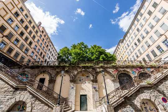 Place Chardonnet &agrave; la Croix Rousse &agrave; Lyon