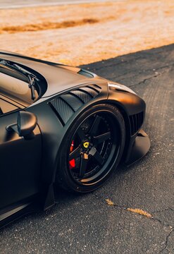 Seattle, WA, USA
July 1, 2022
Black Ferrari 458 parked