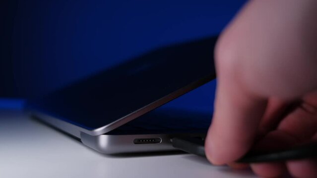 connect usb type c to laptop