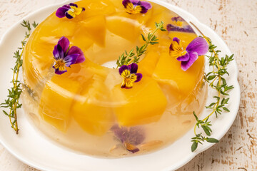 きれいなフルーツゼリー　Colorful sweet delicious fruit jelly