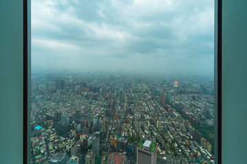 Fototapeta na wymiar Taipei 101 building, Taiwan, China, China overlooks the city skyline