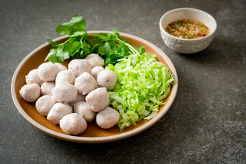 pork meatball with vegetable and spicy sauce