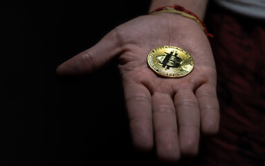 A real bitcoin coin in hand ready to buy.
Representation of real bitcoin, bitcoin currency.
Buy with bitcoin.
Fall of bitcoin worldwide, many losses of profits.
Hodl bitcoin. Long term bitcoin gains.
