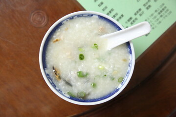 中国の朝ごはんといえば、お粥（中華粥）