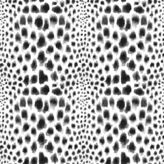 Animal skin seamless pattern. Hand drawn print in a watercolor style. Warm colors background.