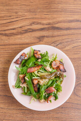 水菜とベーコンのサラダ