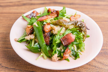 水菜とベーコンのサラダ