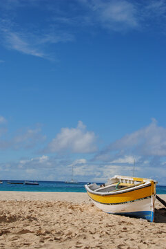 Cap Vert &icirc;le Sal plage bateau peche mer ocean vacances