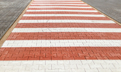 red and white stripes