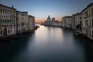 Fototapeta na wymiar The Accademia Bridge is the southernmost of the four Venice bridges that cross the Grand Canal.