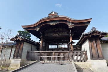Naklejka premium 仁和寺 勅使門 京都市右京区御室
