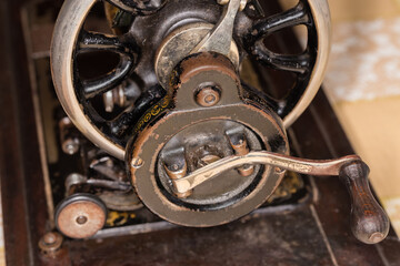 Pulley and drive handle of the vintage household sewing machine