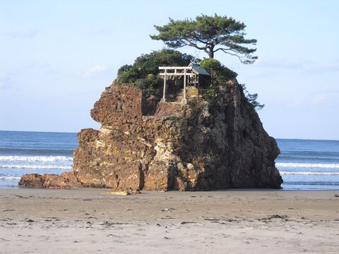 出雲の弁天島