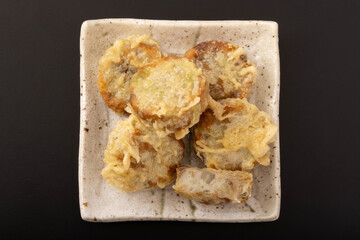 ごぼうと枝豆のつまみ揚げ